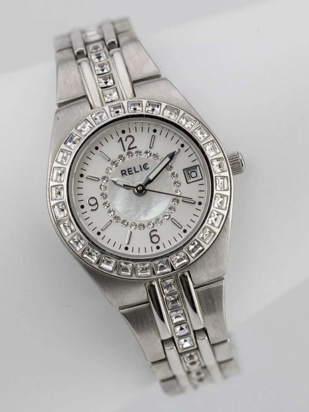RELIC ZR11788 Crystal MOP Dial Quartz Analog Women's Watch New Battery